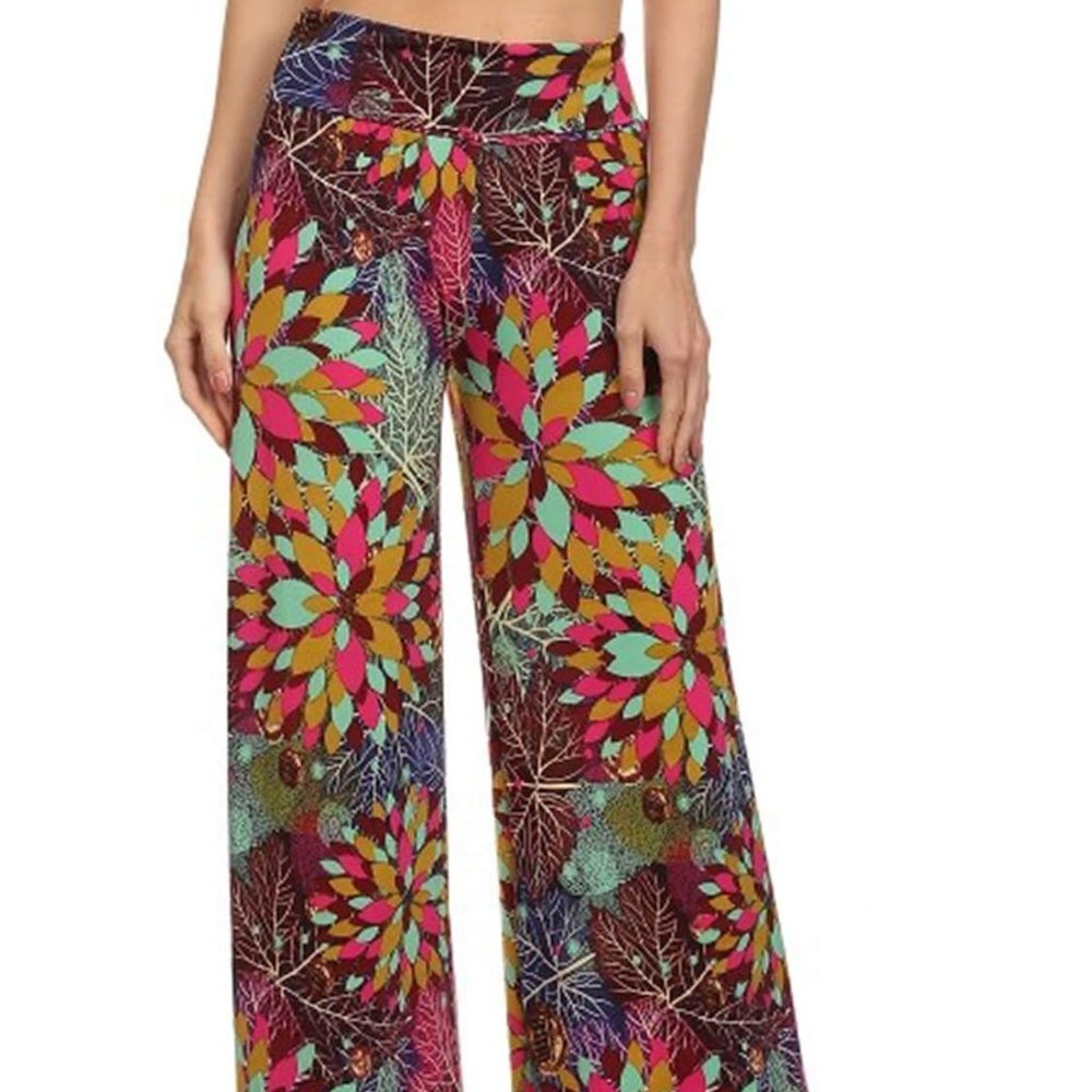 LAST ONE. NWT Beautiful Lady's Printed Palazzo Pant - Picture 2 of 5